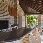Zinga Beach Hostel & Beer